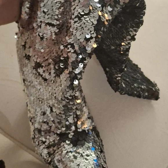 Black & silver sequins boots worn once - Picture 4 of 4